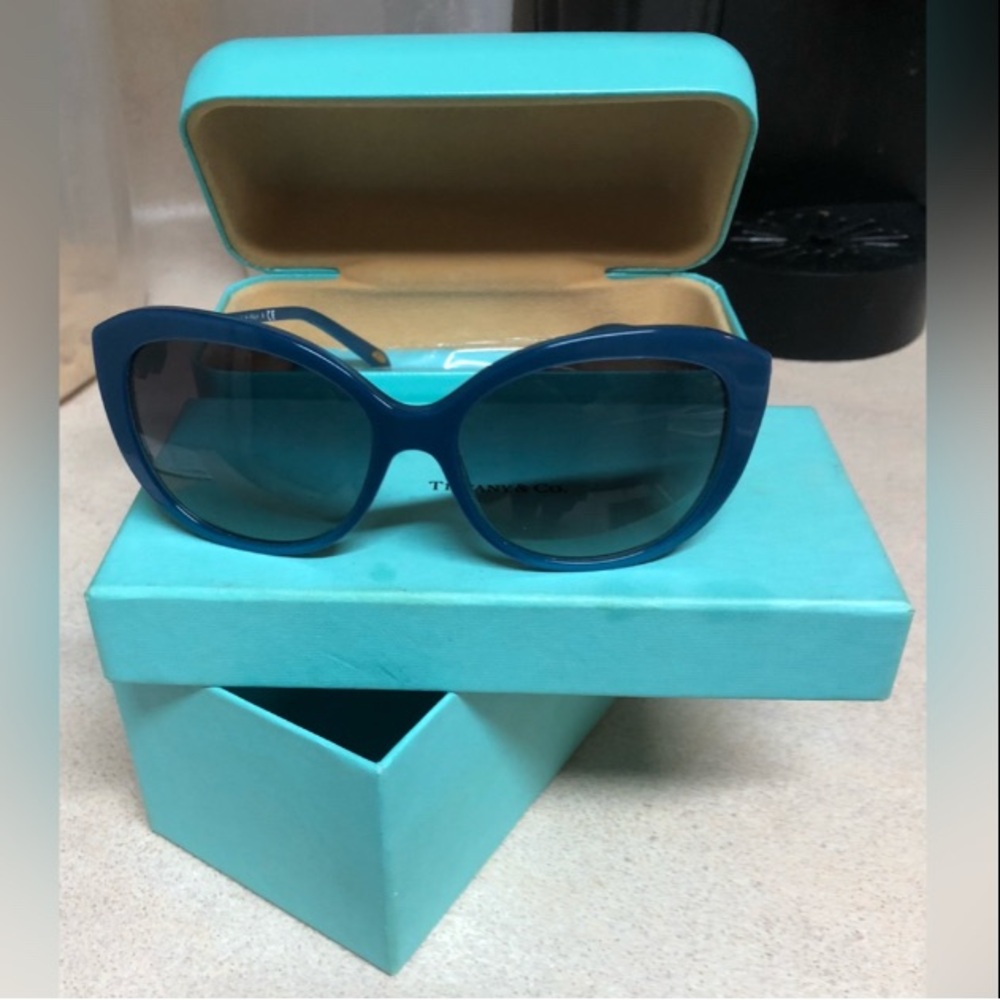 TIFFANY & CO Ladies Vintage Dark Tiffany Blue Sunglasses - Picture 1 of 8